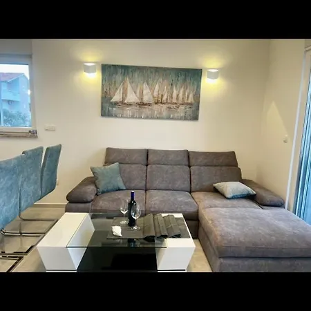 아파트 With Swimming Pool Lagotto *