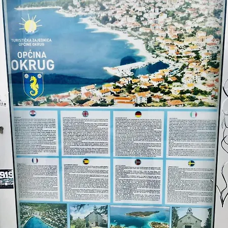 With Swimming Pool Lagotto * 트로기르